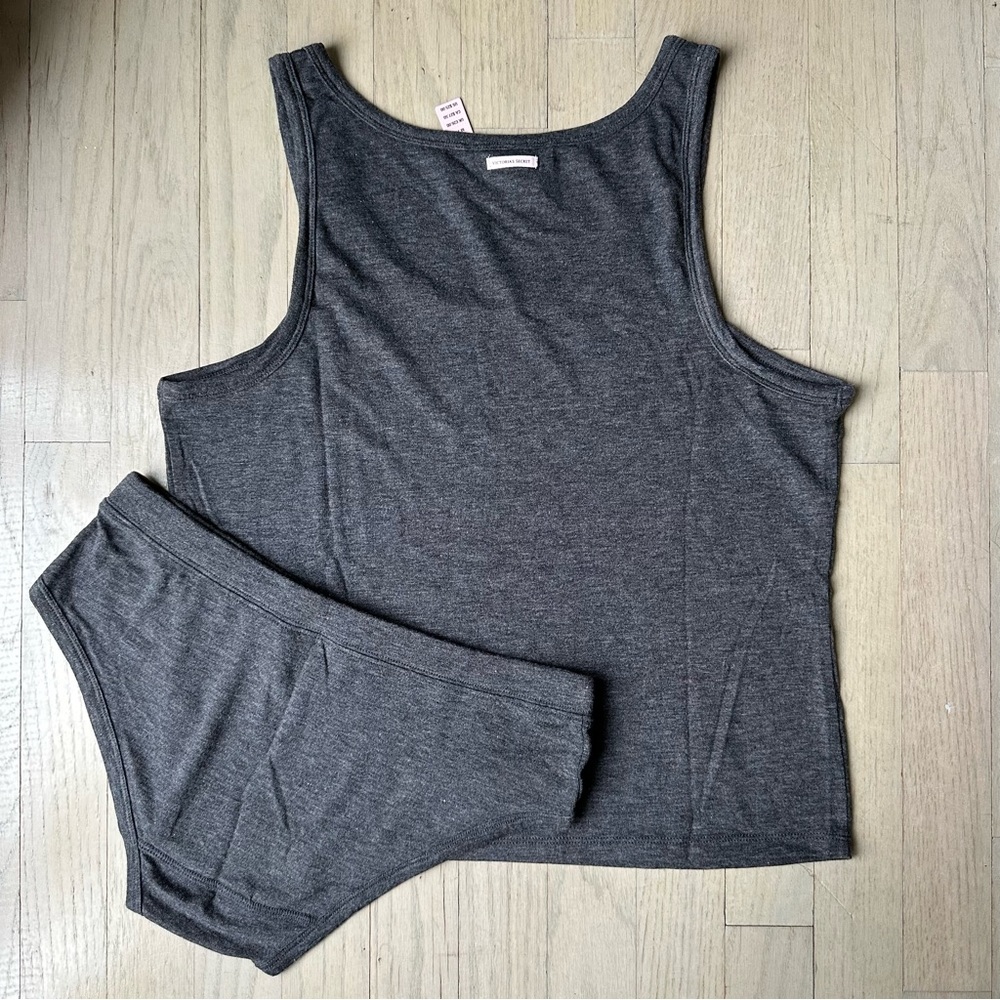 NWT Victoria’s Secret Gray Sleep/Lounge Set - Picture 2 of 9